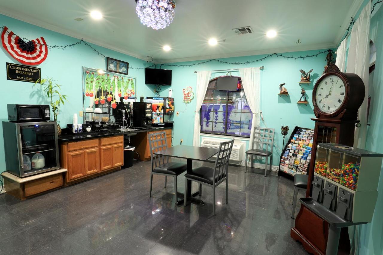 Scottish Inn And Suites Houston-Jones Road Louetta Εξωτερικό φωτογραφία