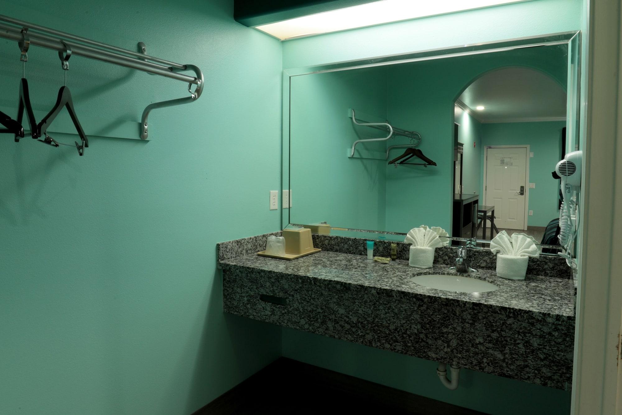 Scottish Inn And Suites Houston-Jones Road Louetta Εξωτερικό φωτογραφία